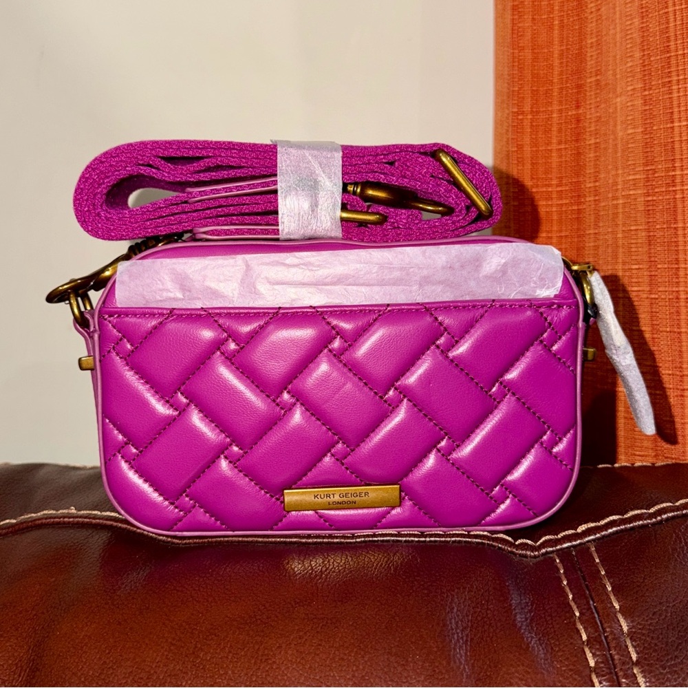 🔥🔥🔥NEW Kurt Geiger London Small Kensington Quilted Suede Camera Crossbody Bag - Picture 6 of 10